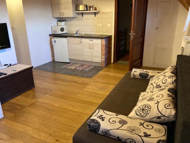 Apartmani Belvedere Fuzine Bagian luar foto