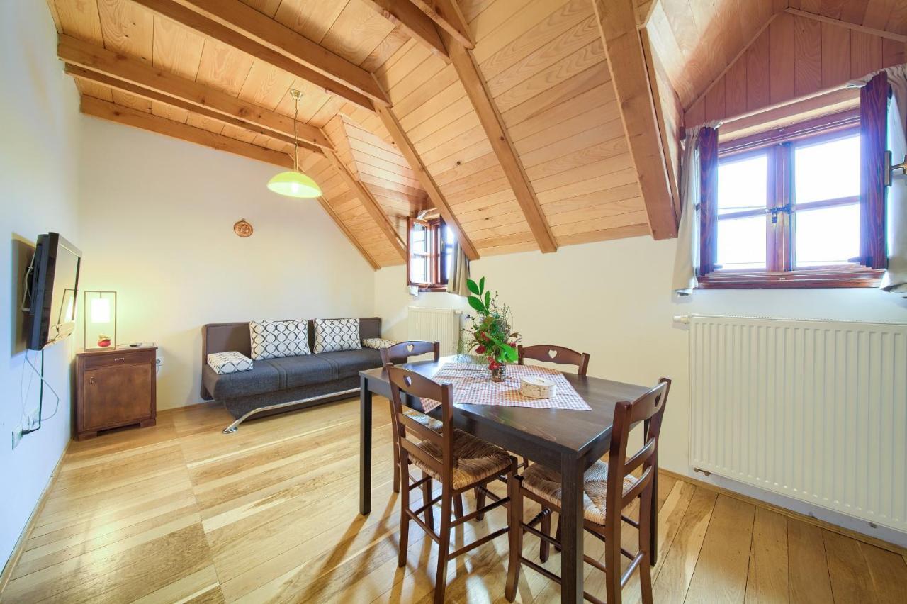 Apartmani Belvedere Fuzine Bagian luar foto